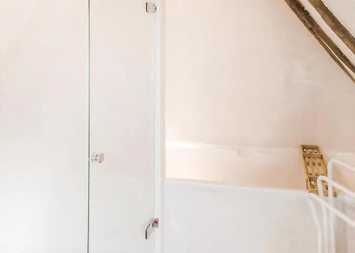 3 Bedroom In Fleurac (Dordogne)